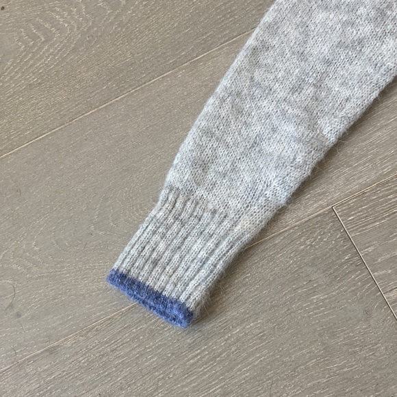 Gray Vineyard Vines turtleneck sweater, size XXS - Picture 8 of 9